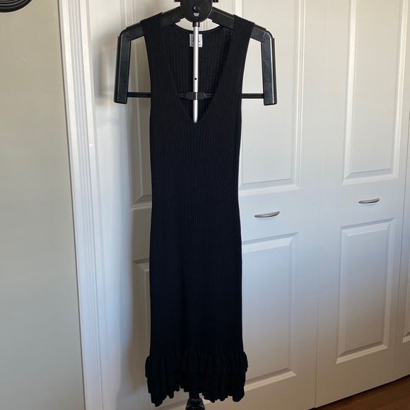 Sz M🇨🇦Like New John + Jenn  Colab Black Heavy Knit Dress Tiered Ruffle Hem. - Picture 2 of 9